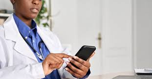 CMS clarifies rules for HIPAA compliance when texting patient data
